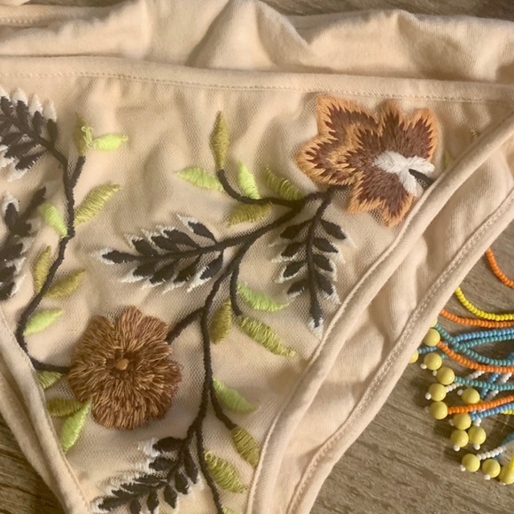 Rococo Sand Embroidered Bikini. - Picture 7 of 8